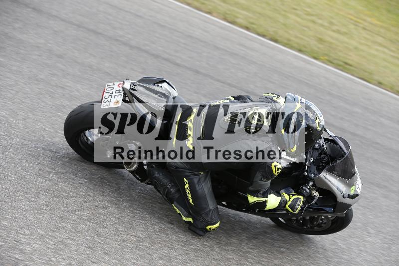 /19 26.05.2025 FREERIDE Training ADR/Gruppe M/98